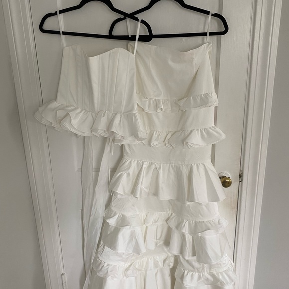 V. Chapman Milano Set in White Crinkle Brocade size 2 NEW WITH TAGS - Picture 7 of 9